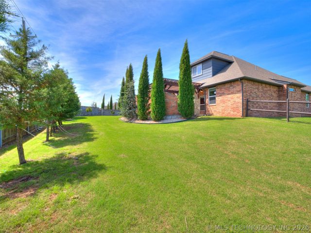 6706 E 86th Place N, Owasso, OK 74055