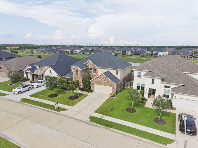 710 Turner Cove Court, La Porte, TX 77571