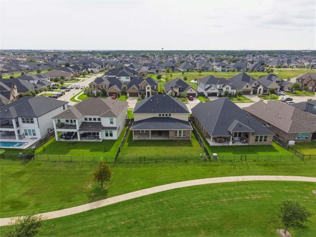 710 Turner Cove Court, La Porte, TX 77571