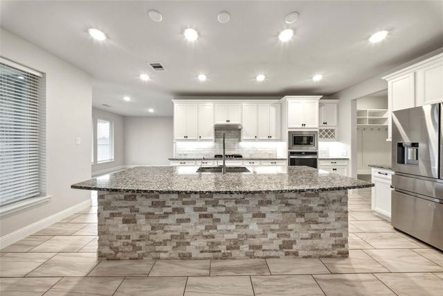 710 Turner Cove Court, La Porte, TX 77571