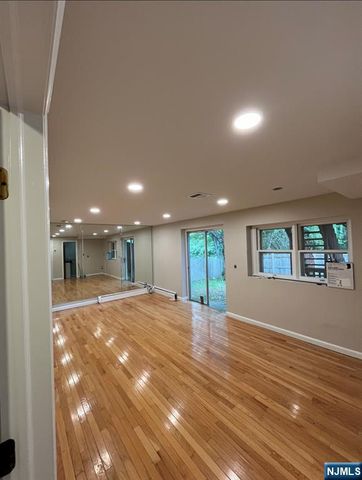 1 Belden Place, Norwood, NJ 07648