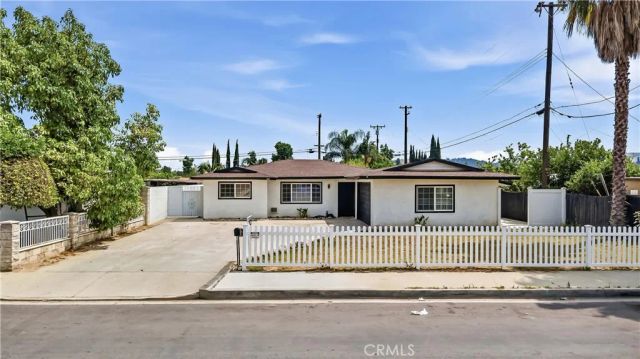 726 W Franklin, Pomona, CA 91766