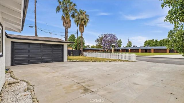726 W Franklin, Pomona, CA 91766
