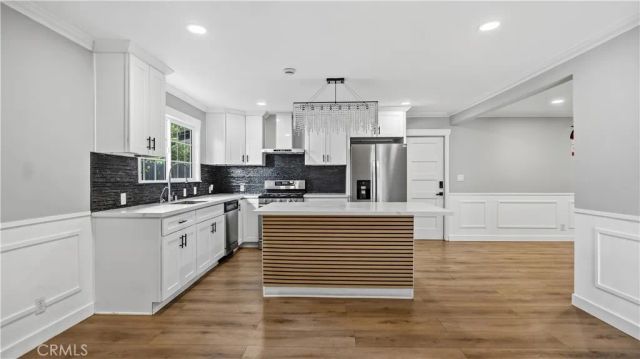 726 W Franklin, Pomona, CA 91766