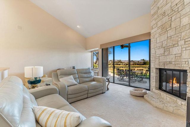 55764 Oak Tree, La Quinta, CA 92253