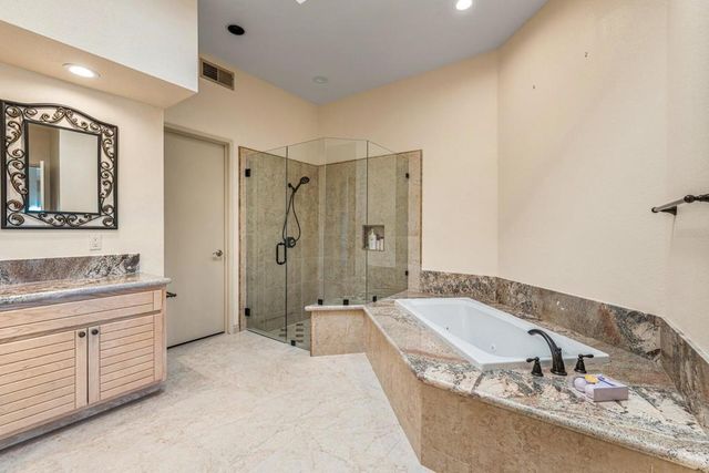 55764 Oak Tree, La Quinta, CA 92253