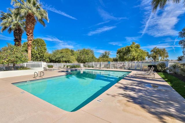 55764 Oak Tree, La Quinta, CA 92253