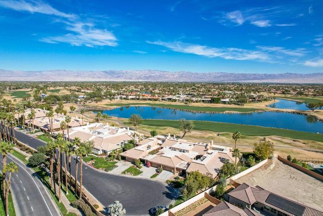 55764 Oak Tree, La Quinta, CA 92253
