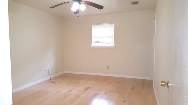 12105 Old County Road, Willis, TX 77378