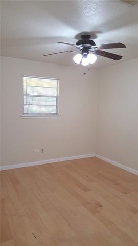 12105 Old County Road, Willis, TX 77378