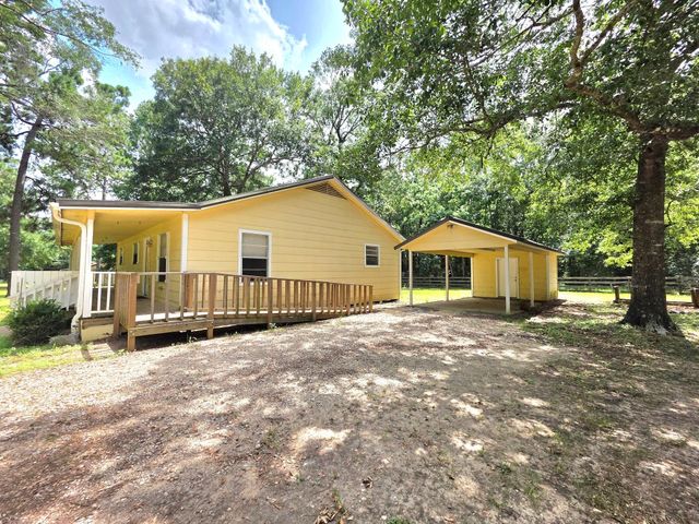 12105 Old County Road, Willis, TX 77378