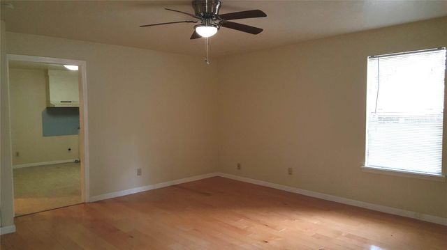 12105 Old County Road, Willis, TX 77378