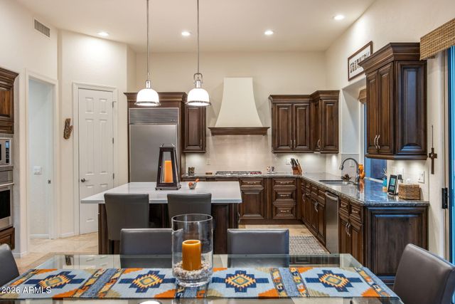 33962 N 70TH Street, Scottsdale, AZ 85266