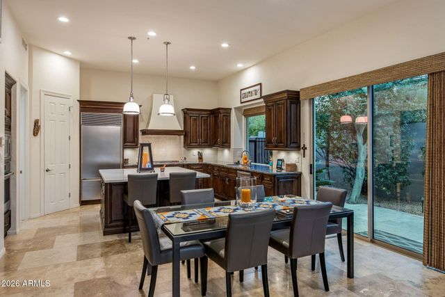 33962 N 70TH Street, Scottsdale, AZ 85266