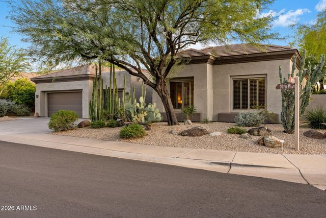 33962 N 70TH Street, Scottsdale, AZ 85266