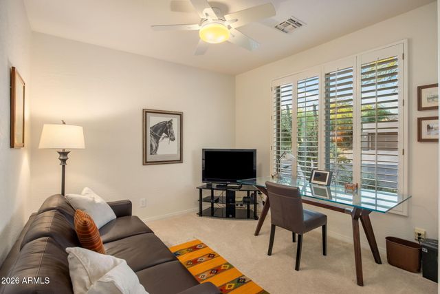 33962 N 70TH Street, Scottsdale, AZ 85266