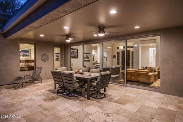33962 N 70TH Street, Scottsdale, AZ 85266