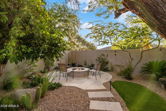 33962 N 70TH Street, Scottsdale, AZ 85266