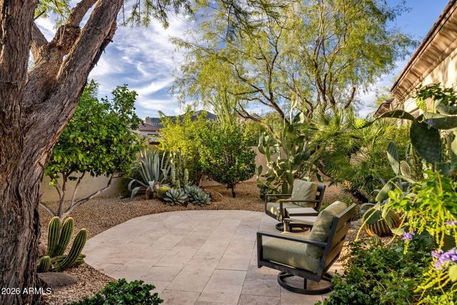 33962 N 70TH Street, Scottsdale, AZ 85266