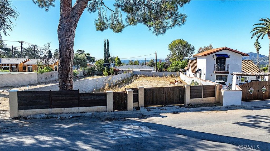 228 W Loma Alta, Altadena, CA 91001 — photo 2