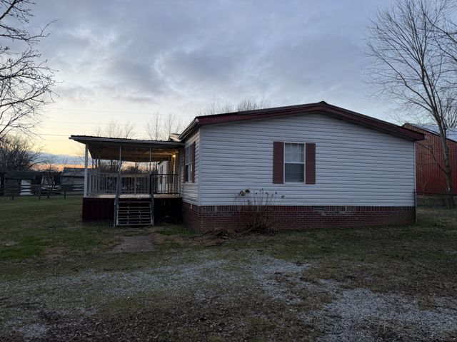 1171 Summertown Hwy, Hohenwald, TN 38462