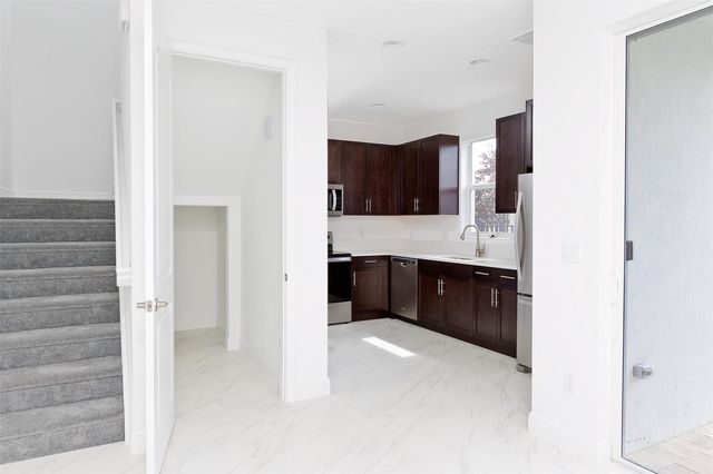 6989 PINES CIRCLE, Coconut Creek, FL 33073