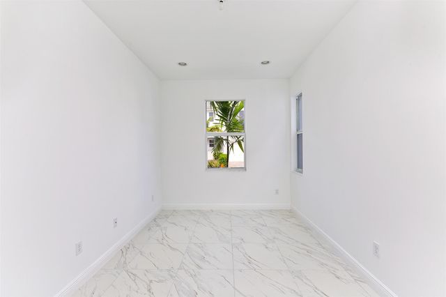 6989 PINES CIRCLE, Coconut Creek, FL 33073