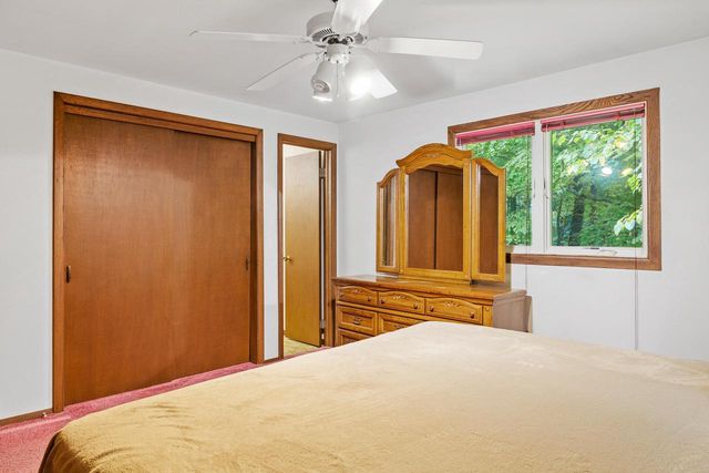 N8569 Rhine Forest LANE, Elkhart Lake, WI 53020