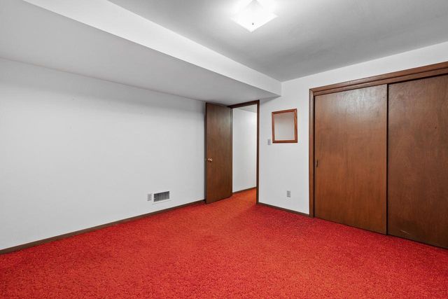 N8569 Rhine Forest LANE, Elkhart Lake, WI 53020