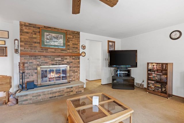 N8569 Rhine Forest LANE, Elkhart Lake, WI 53020