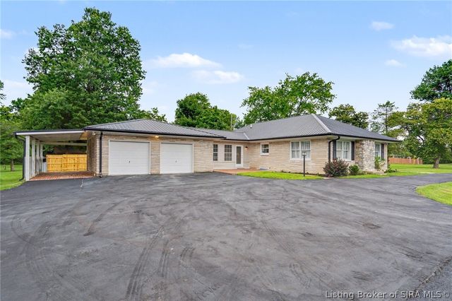 304 E Daisy Lane, New Albany, IN 47150