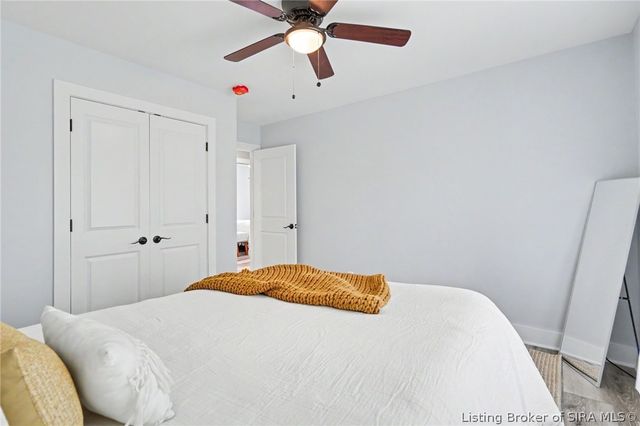 304 E Daisy Lane, New Albany, IN 47150