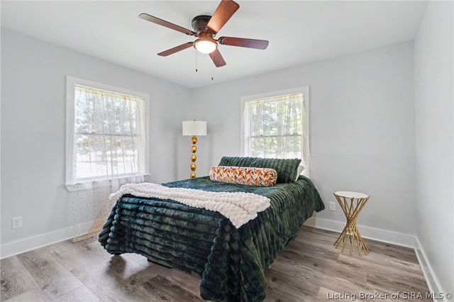 304 E Daisy Lane, New Albany, IN 47150