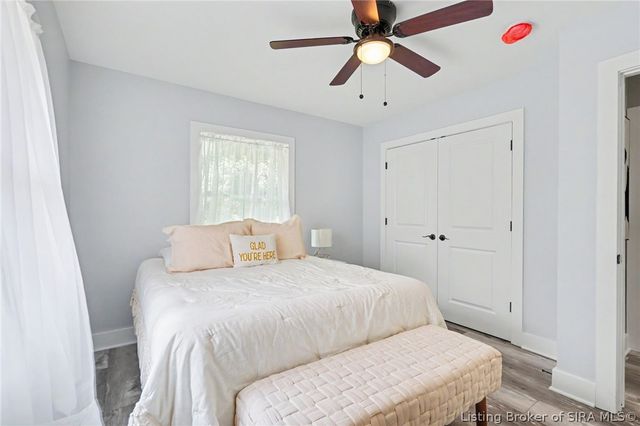 304 E Daisy Lane, New Albany, IN 47150