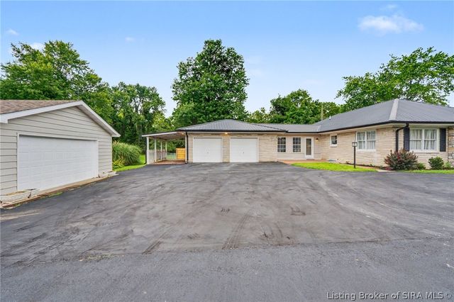 304 E Daisy Lane, New Albany, IN 47150
