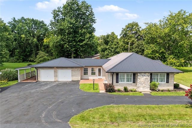 304 E Daisy Lane, New Albany, IN 47150