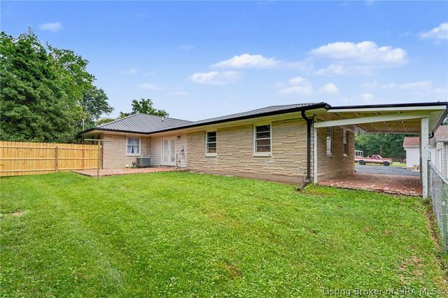 304 E Daisy Lane, New Albany, IN 47150
