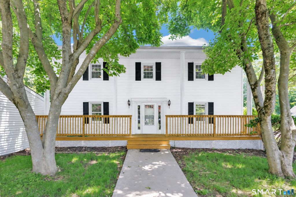670 Wigwam Lane, Stratford, CT 06614