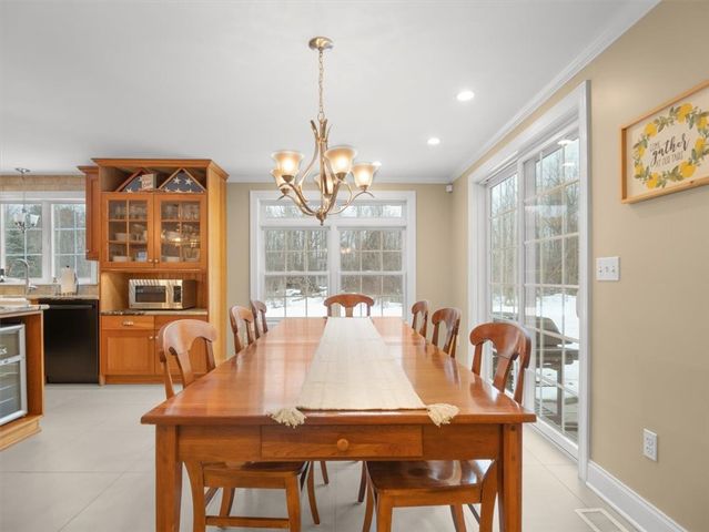 170 Willowood Drive, Greece, NY 14612