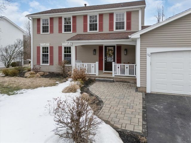 170 Willowood Drive, Greece, NY 14612