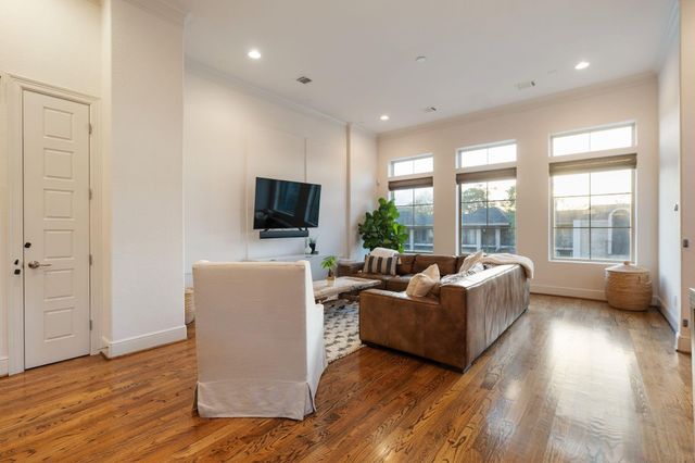 3911 Mcduffie Street, Houston, TX 77098