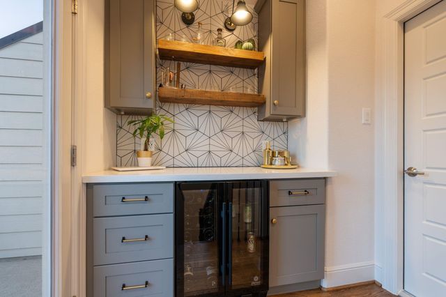 3911 Mcduffie Street, Houston, TX 77098