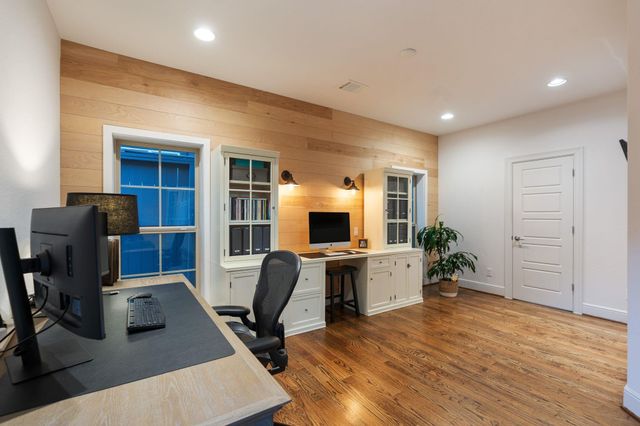 3911 Mcduffie Street, Houston, TX 77098