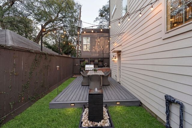 3911 Mcduffie Street, Houston, TX 77098