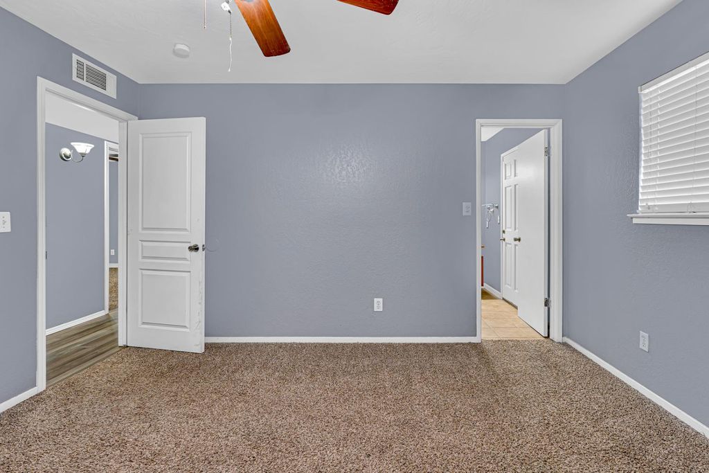 Image 20 of property listing at 1188 W Pinedale Avenue, Fresno, CA 93711