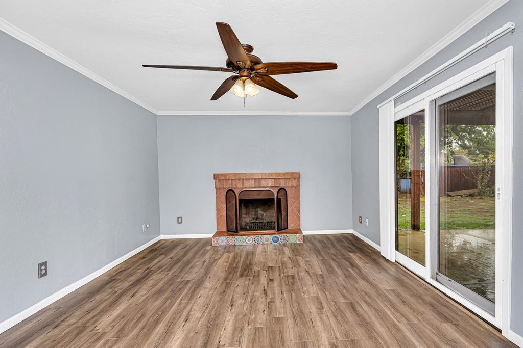 Image 26 of property listing at 1188 W Pinedale Avenue, Fresno, CA 93711