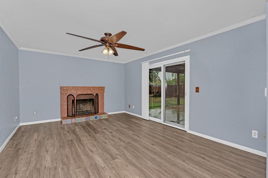 Image 27 of property listing at 1188 W Pinedale Avenue, Fresno, CA 93711