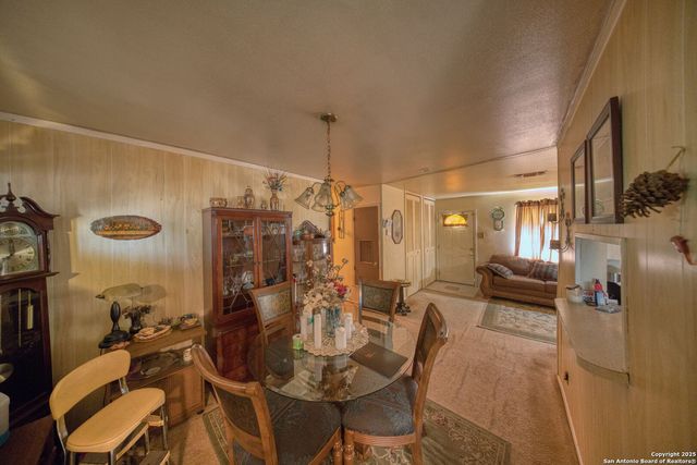 119 Pentonville, Schertz, TX 78154