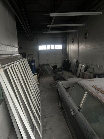 163 Groesbeck Highway, Macomb, MI 48043