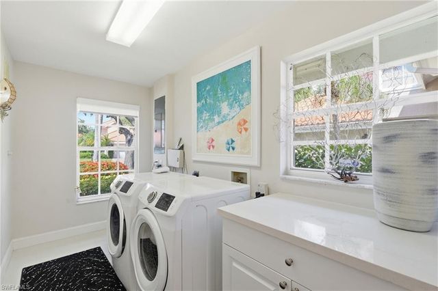 120 Napa Ridge WAY, Naples, FL 34119